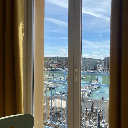 Etablissement 3 Etoiles Avec Ascenseur, 3 Lumineux Vue Port Avec Balcon, 200m De La Mer, Wifi Fibre, Tous Service Inclus * Dieppe