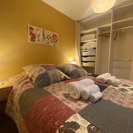 établissement 3 étoiles Avec Ascenseur, 3 Lumineux Vue Port Avec Balcon, 200m De La Mer, Wifi Fibre, Tous Service Inclus Apartamento *